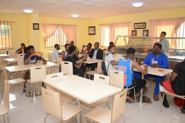Meal (Cafeteria)