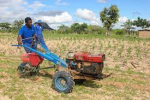 Agricultural Coursesion Systems and Agricultural Mechanization